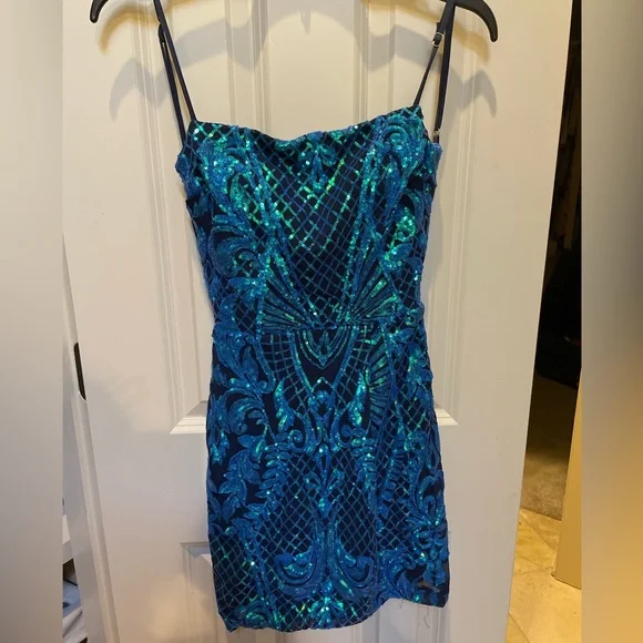 green emerald velvet dress Jovani 37109 Prom Dress - Royal main image 1